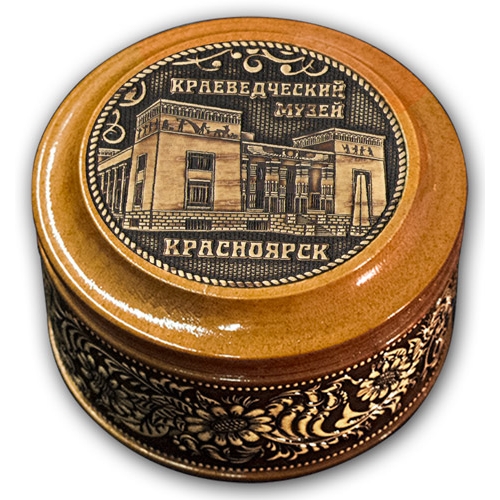 Шкатулка деревянная круглая с накладками из бересты Красноярск-Краеведческий музей 70х46