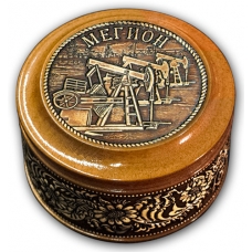 Шкатулка деревянная круглая с накладками из бересты Мегион-Качалка 70х46