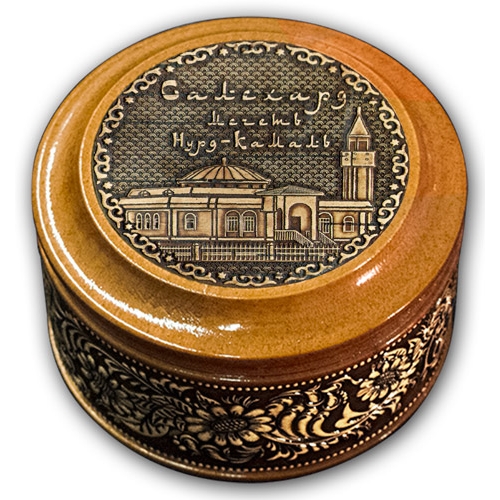 Шкатулка деревянная круглая с накладками из бересты Салехард-Мечеть Нурд-Камал 70х46
