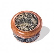 Шкатулка деревянная круглая с накладками из бересты Ежик 70х46