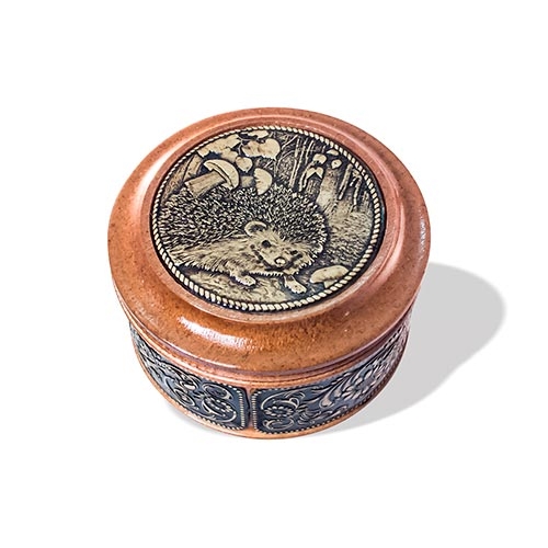 Шкатулка деревянная круглая с накладками из бересты Ежик 70х46
